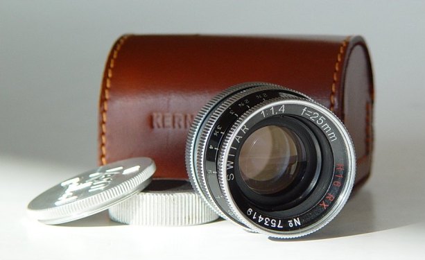 25mm Switar lens with leather Case and lens caps