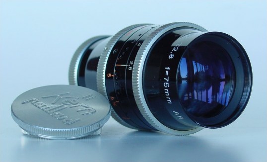 75mm Yvar lens with lens cap