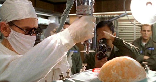 Alien Autopsy filmed with a Bolex in the TV Series Taken